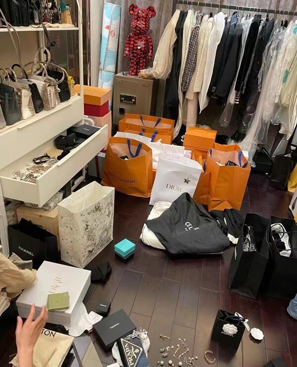 遵义播州区回收顶奢鞋服